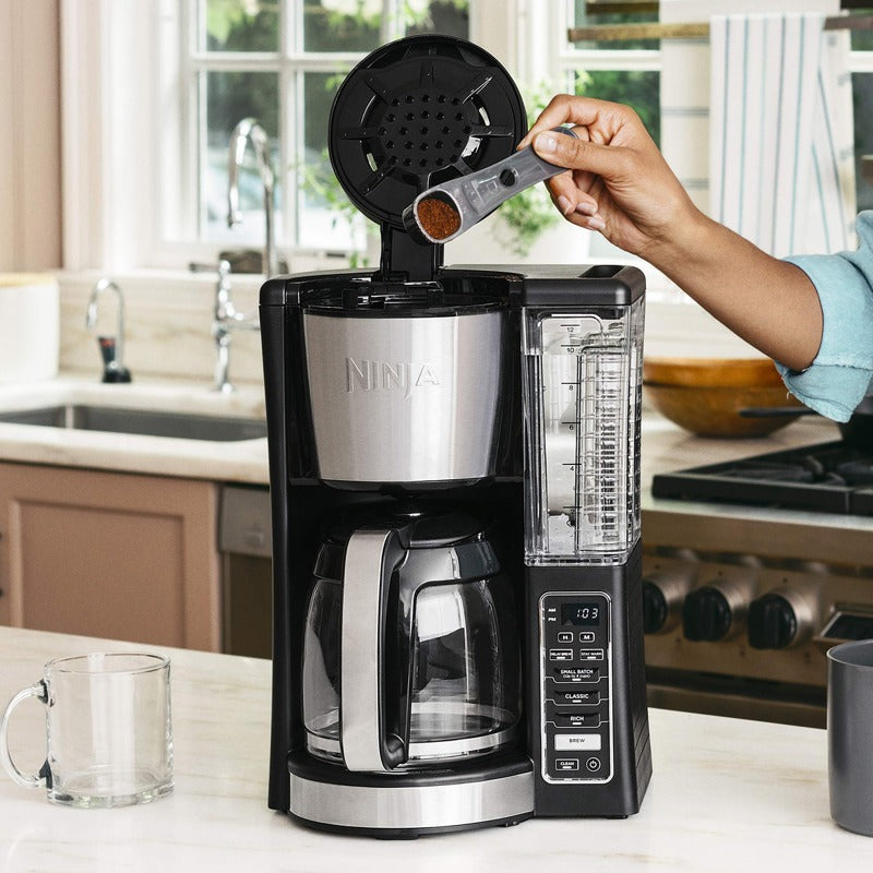 Cafetera Eléctrica Programable de Goteo con Extracción Térmica y Control de Intensidad